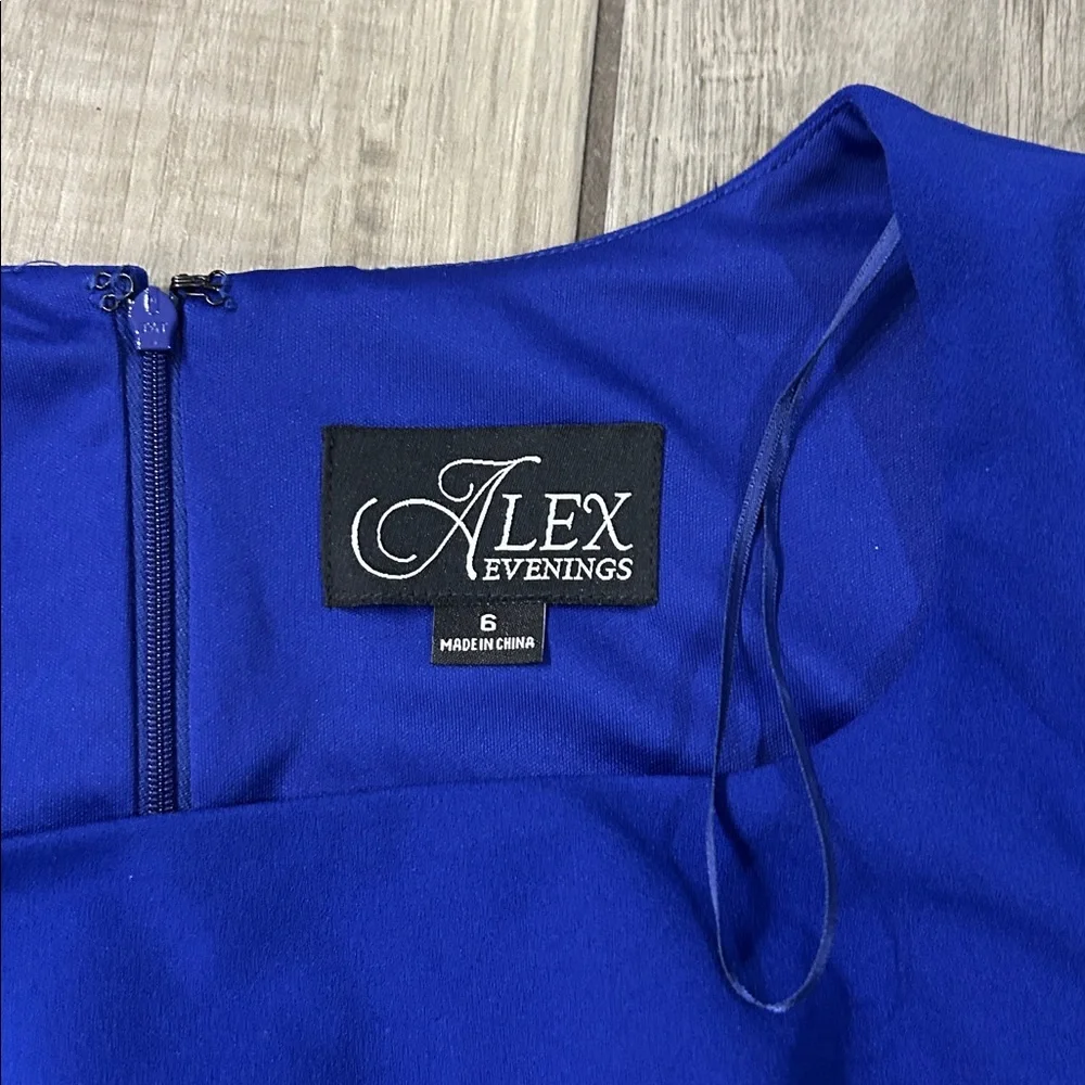 Alex Evenings Womens Short Shift Dress with Embellished Illusion Detail Size 6 - Picture 7 of 9